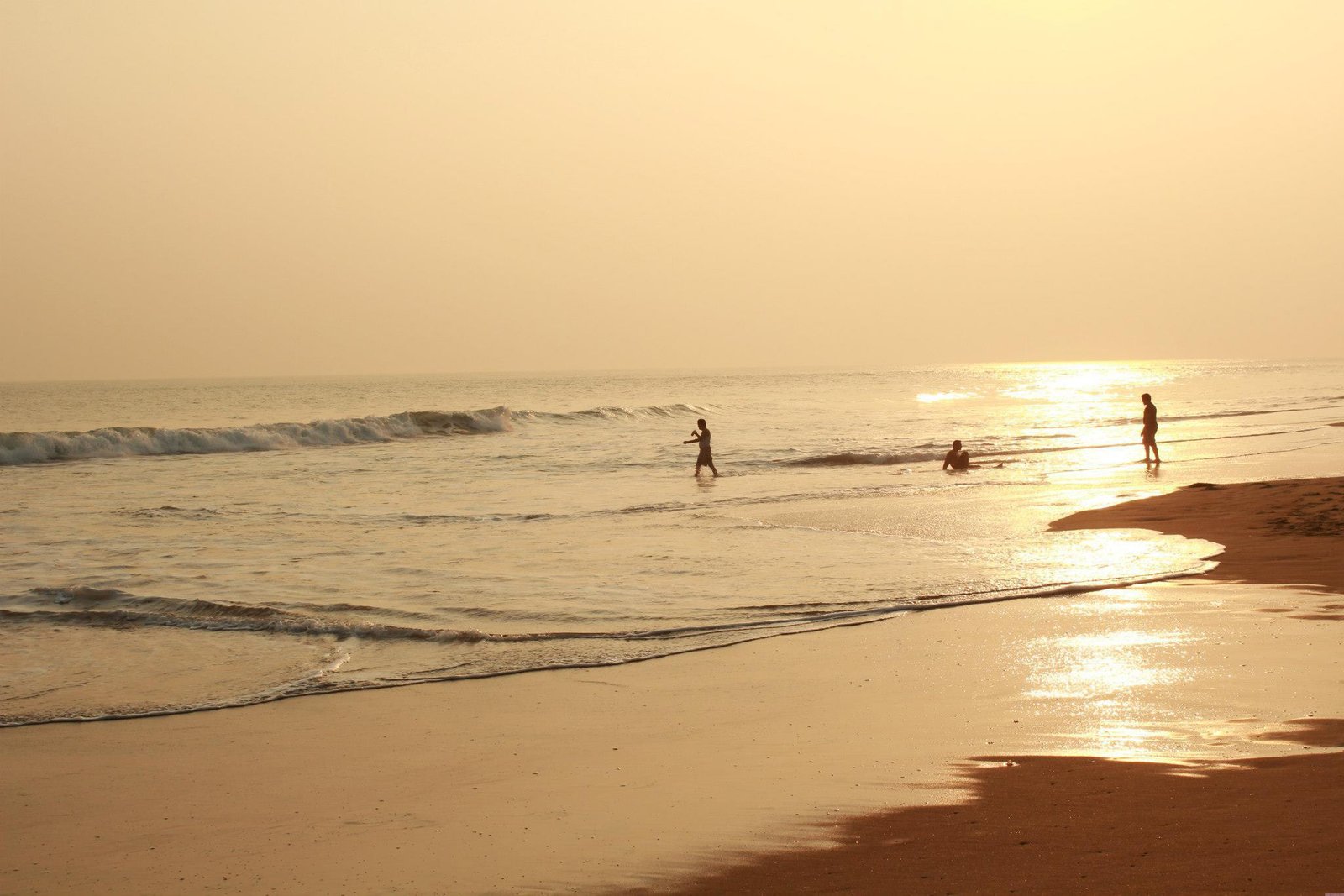 Konark Tourism & Tours : Konark Beach, Sun Temple & Mayadevi Temple in ...