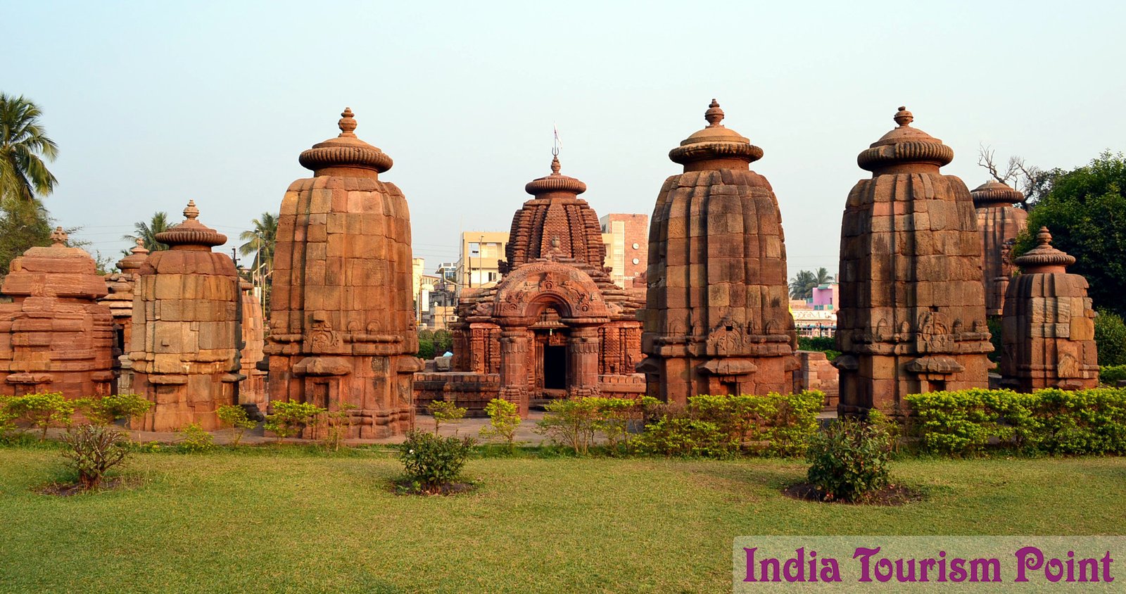 Orissa Tourism Puri Cuttack Beaches Chilka Lake Rath Yatra In Orissa